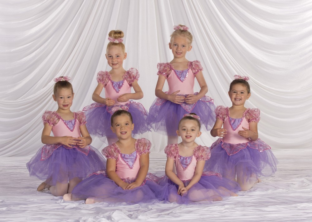 Children's Program Dance classes in creative movement, ballet, tap